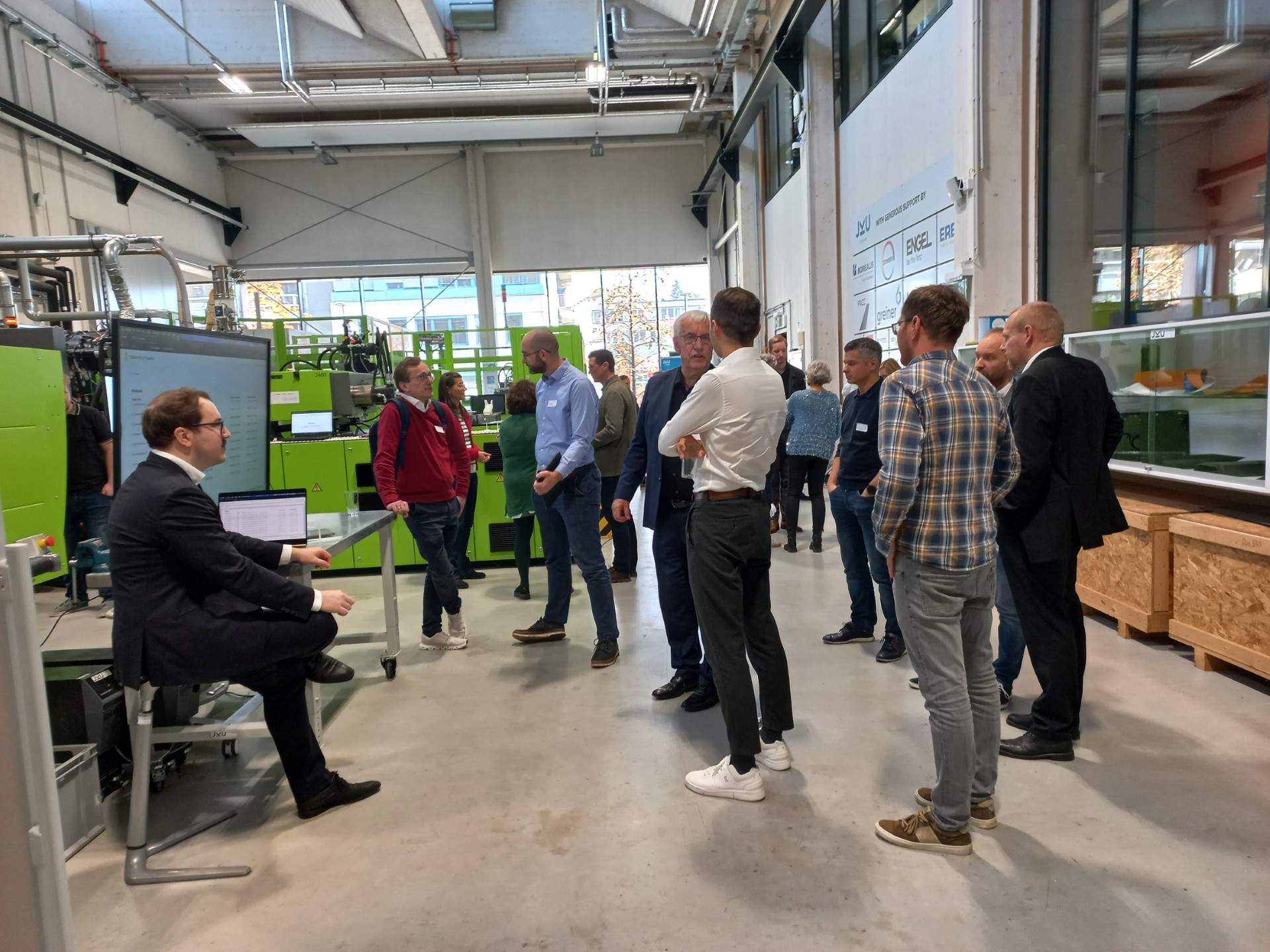 Spritzgussmaschinen in der LIT Factory